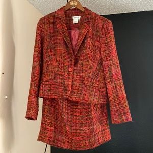 Two piece tweed suit (skirt and blazer)